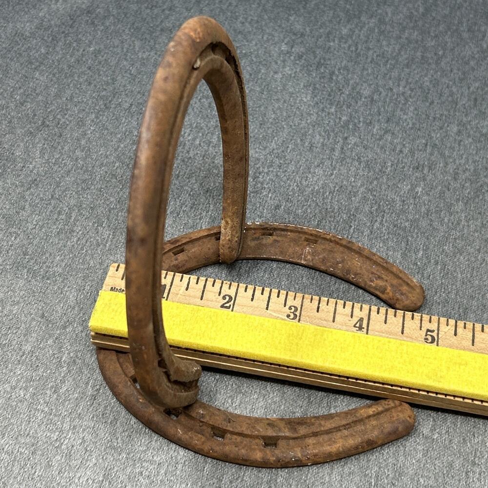 Vintage St Croix Forge Horseshoe Rustic Bookend Letter Mail Desk Organizer Rusty - Picture 2 of 5